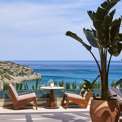 Daios Cove, Blick vomZimmer auf das Meer